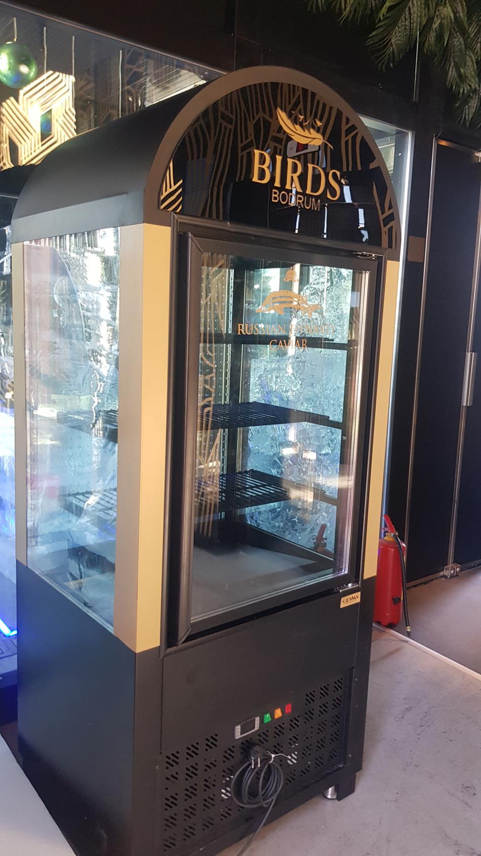 BIRDS RESTAURANT & IKRA